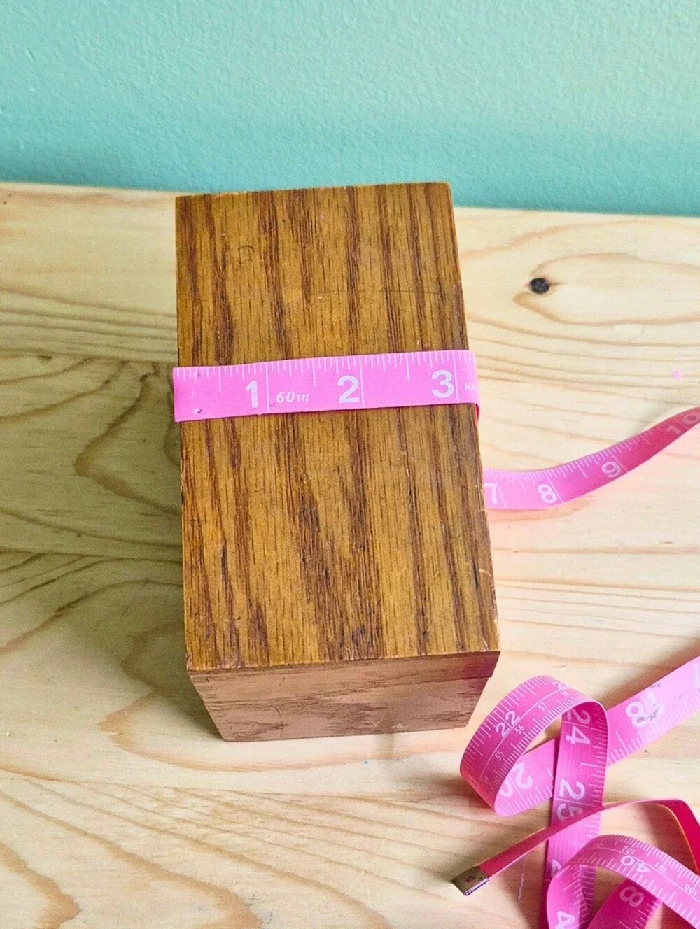 Vintage Globe-Wernicke Solid Oak Dovetail Recipe Box